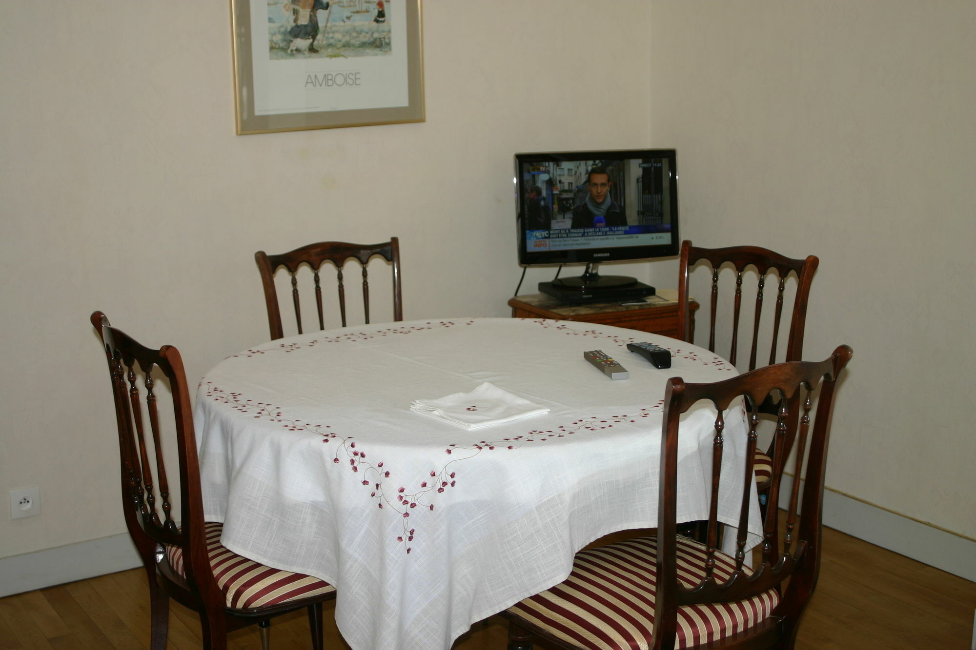 La Touraine Romantique Tours Exterior photo
